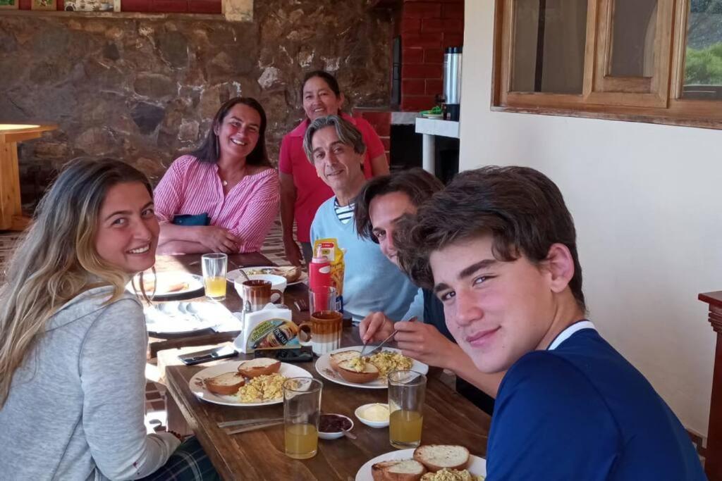 Hostal Dona Clarita & Vegetarian Food Chugchilan Bagian luar foto