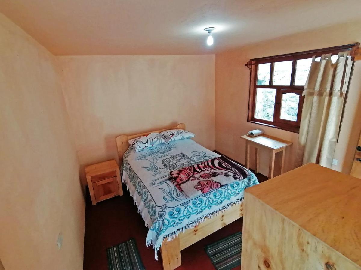 Hostal Dona Clarita & Vegetarian Food Chugchilan Bagian luar foto