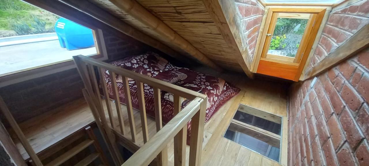 Hostal Dona Clarita & Vegetarian Food Chugchilan Bagian luar foto